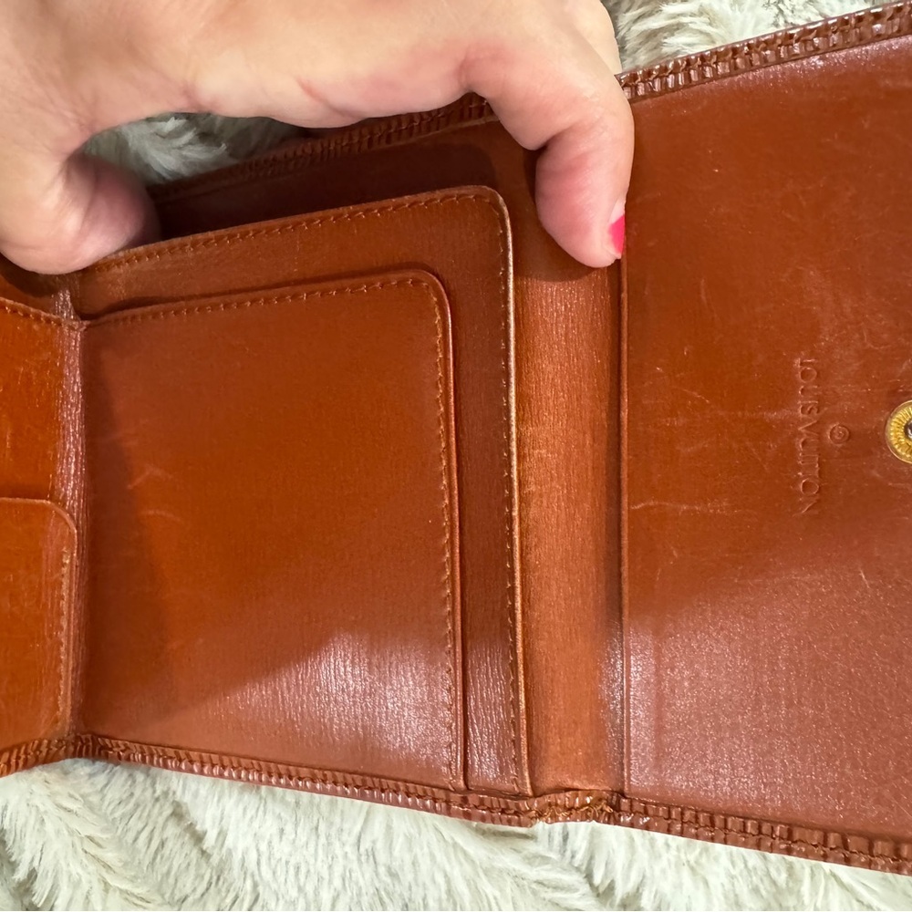 Louis Vuitton Epi Leather Compact Wallet - Picture 4 of 5
